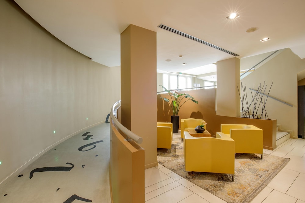 Best Western Plus Globus Hotel — Hotel building in Rome, Lazio