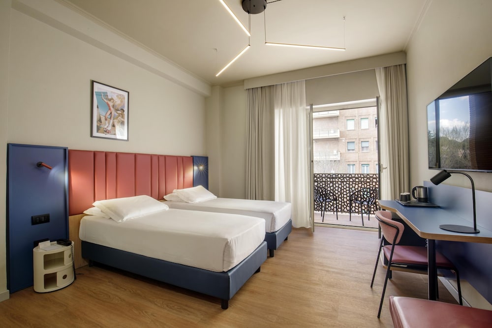 Best Western Plus Globus Hotel — Hotel rooms in Rome, Lazio