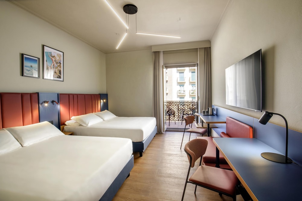 Best Western Plus Globus Hotel — Hotel rooms in Rome, Lazio