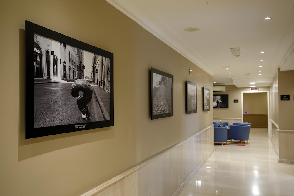 Best Western Plus Globus Hotel — Hotel building in Rome, Lazio
