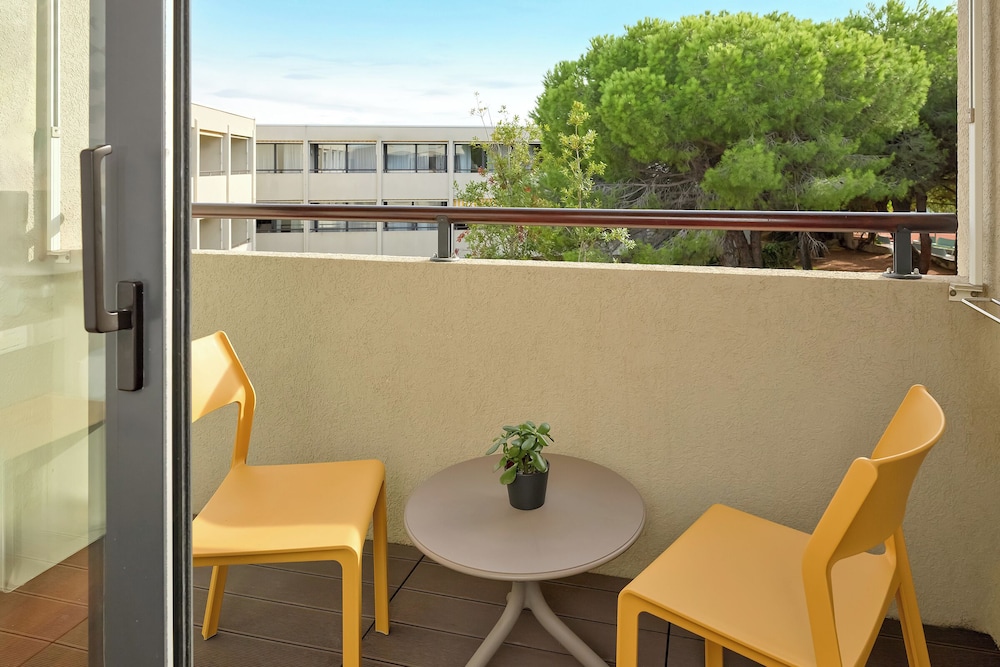Maistra Select Island Hotel Istra — Hotel building in Rovinj, Istria