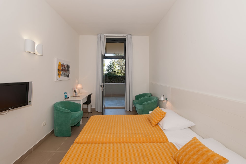 Maistra Select Island Hotel Istra — Hotel rooms in Rovinj, Istria