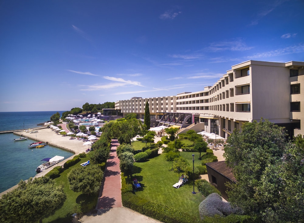Maistra Select Island Hotel Istra — Hotel building in Rovinj, Istria
