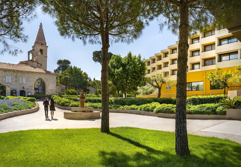 Maistra Select Island Hotel Istra — Hotel building in Rovinj, Istria