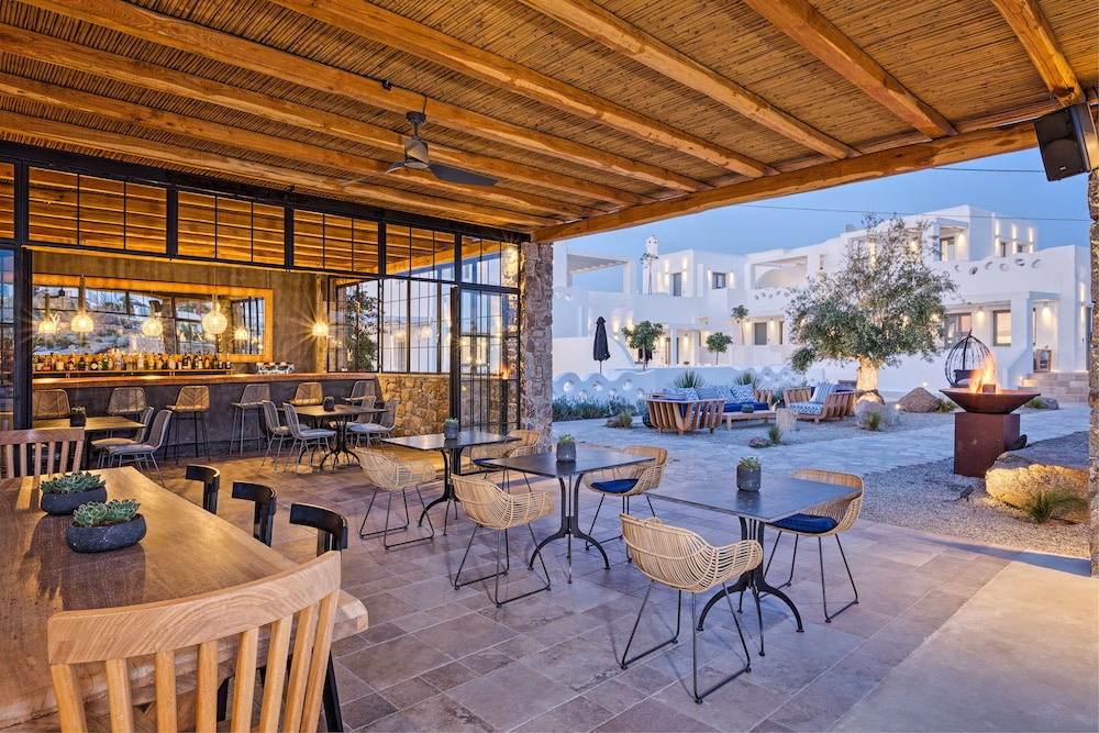 Portes Mykonos Suites & Villas — Restaurant & bars in Glastros, South Aegean