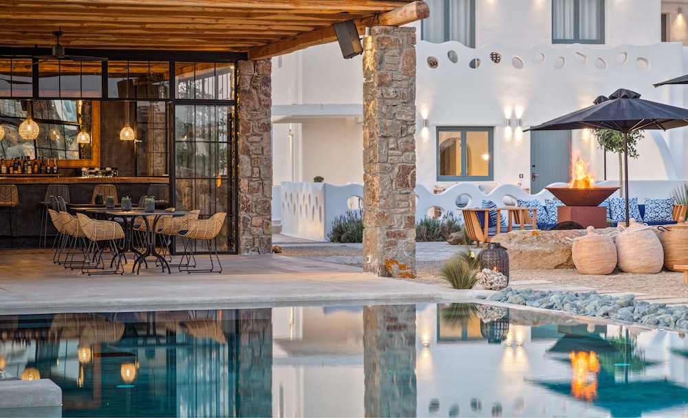 Portes Mykonos Suites & Villas - zdjęcie 4