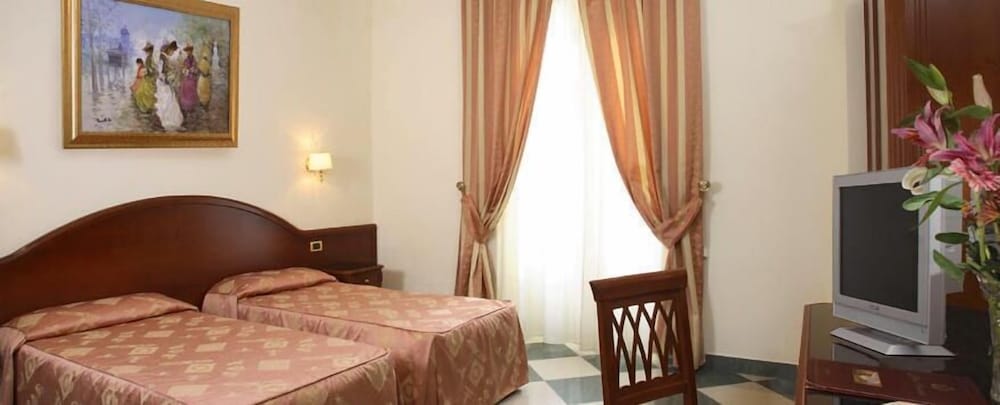 Hotel Contilia — Hotel rooms in Rome, Lazio