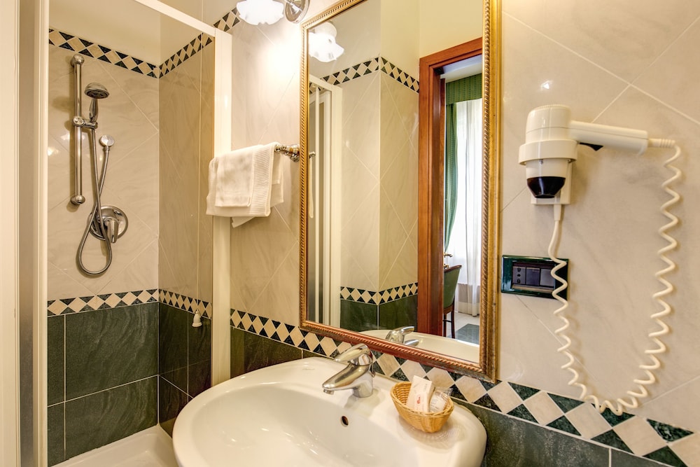 Hotel Contilia — Hotel rooms in Rome, Lazio