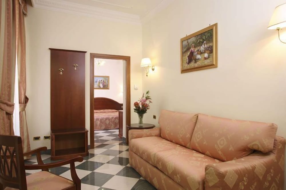 Hotel Contilia — Hotel rooms in Rome, Lazio