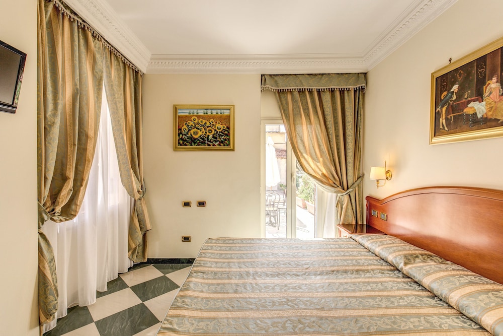 Hotel Contilia — Hotel rooms in Rome, Lazio