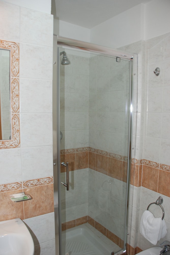 Hotel del Centro — Hotel rooms in Palermo, Sicily