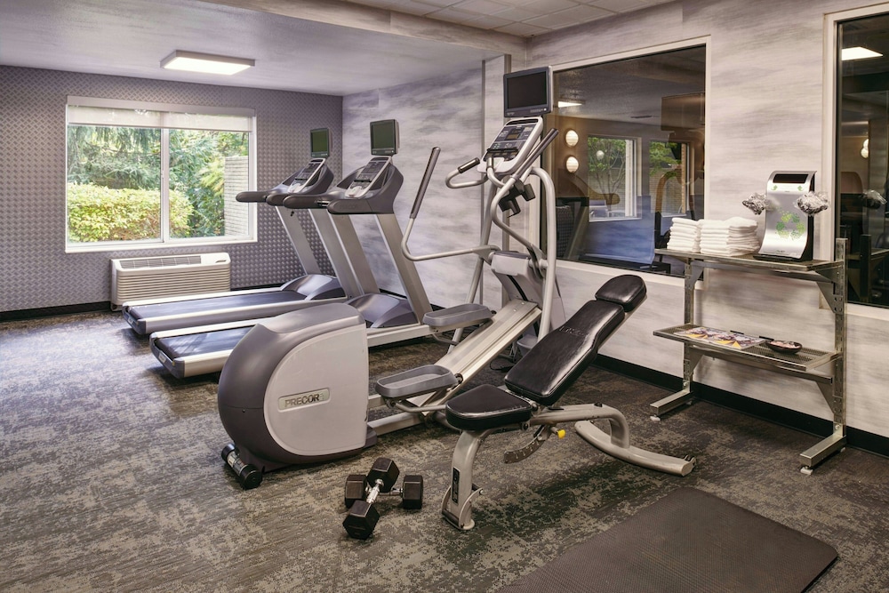 Fairfield Inn & Suites by Marriott Detroit Livonia — Sports & recreation in Livonia, Michigan