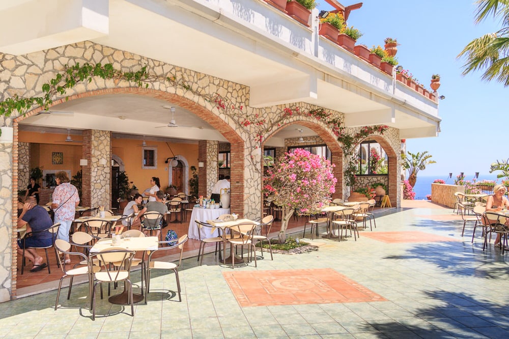 Hotel Olimpo Le Terrazze — Restaurant & bars in Letojanni, Sicily