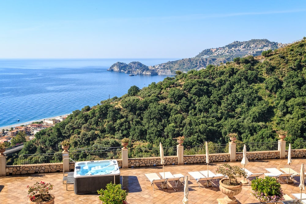 Hotel Olimpo Le Terrazze — Spa in Letojanni, Sicily
