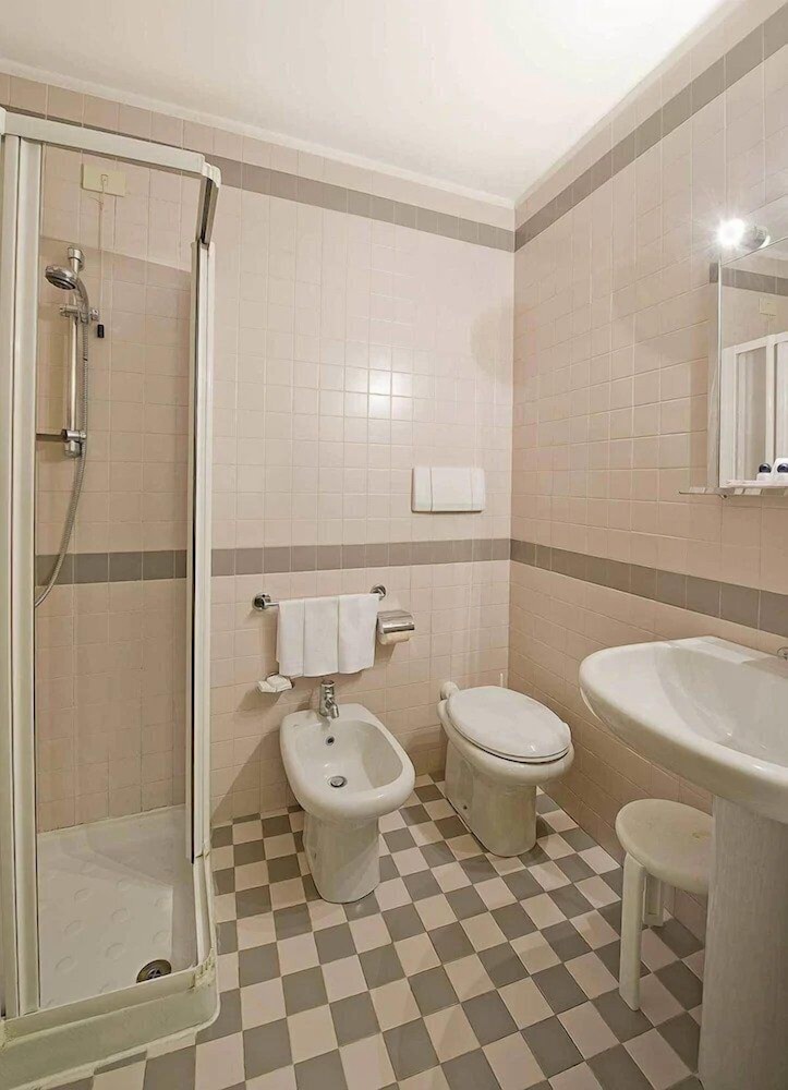 Hotel Nazionale — Hotel rooms in Venice, Veneto