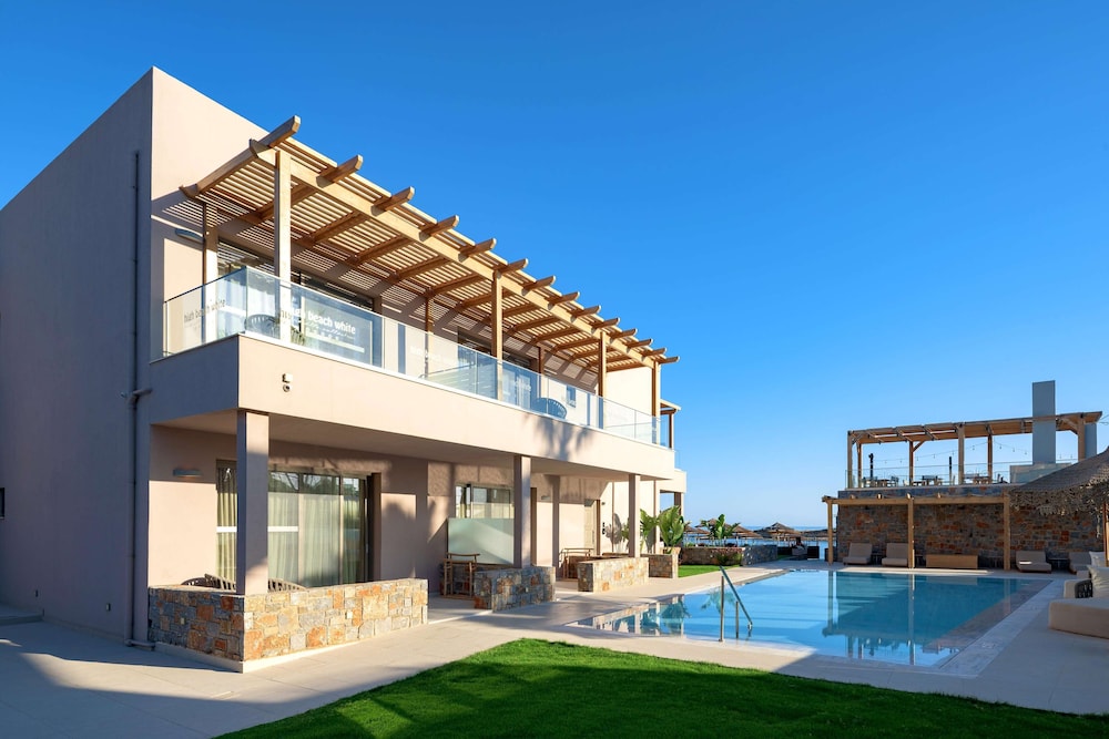 High Beach White — Swimming pool in Malia