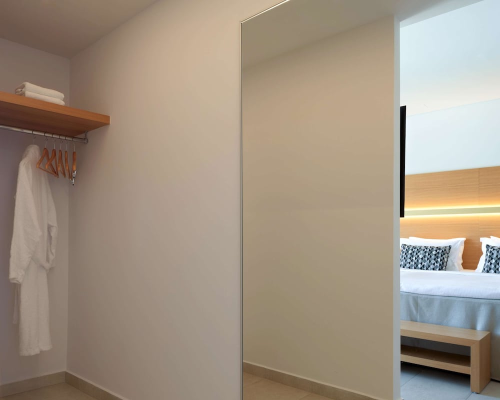 High Beach White — Hotel rooms in Malia