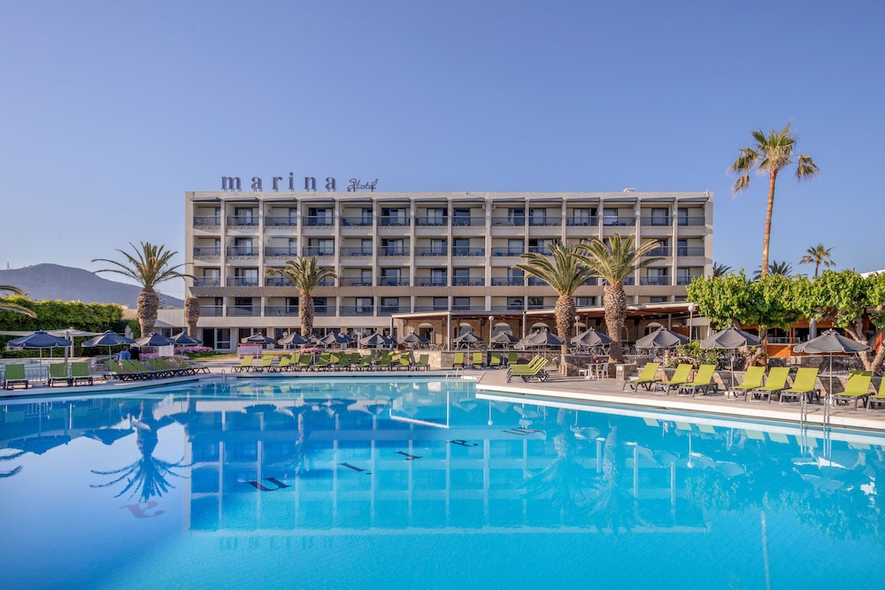Sol Marina Beach Crete — Swimming pool in Gouves
