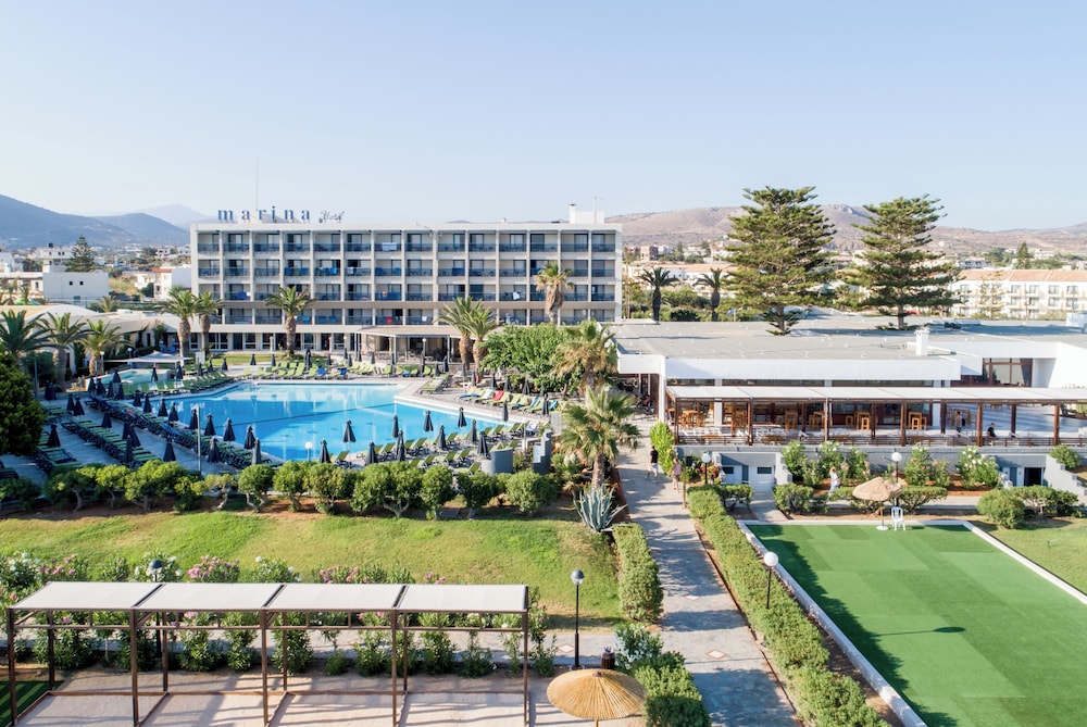 Sol Marina Beach Crete — Swimming pool in Gouves