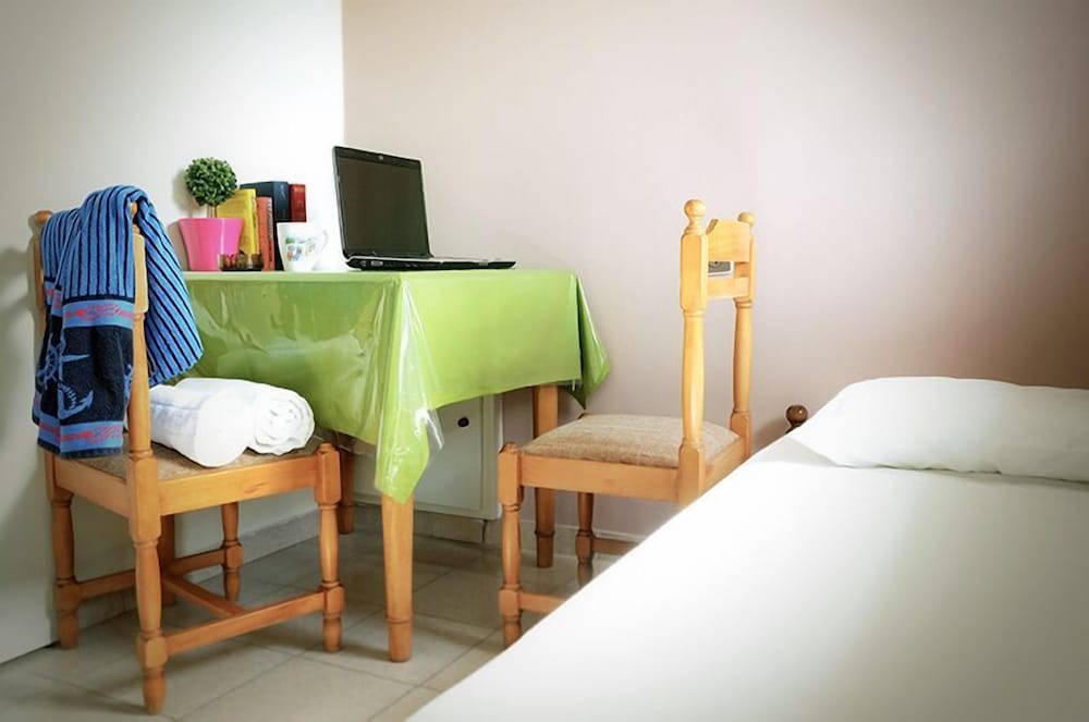 Marianna Hotel — Hotel rooms in Tigaki, South Aegean