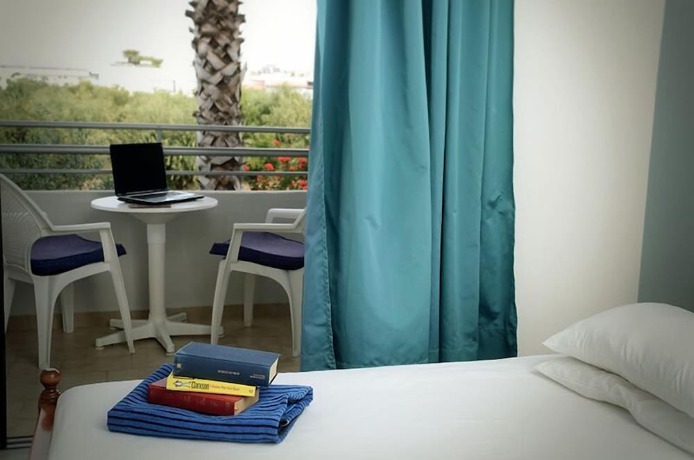 Marianna Hotel — Hotel rooms in Tigaki, South Aegean
