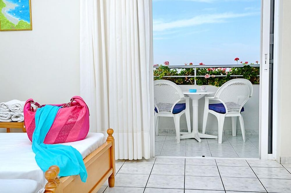 Marianna Hotel — Hotel rooms in Tigaki, South Aegean