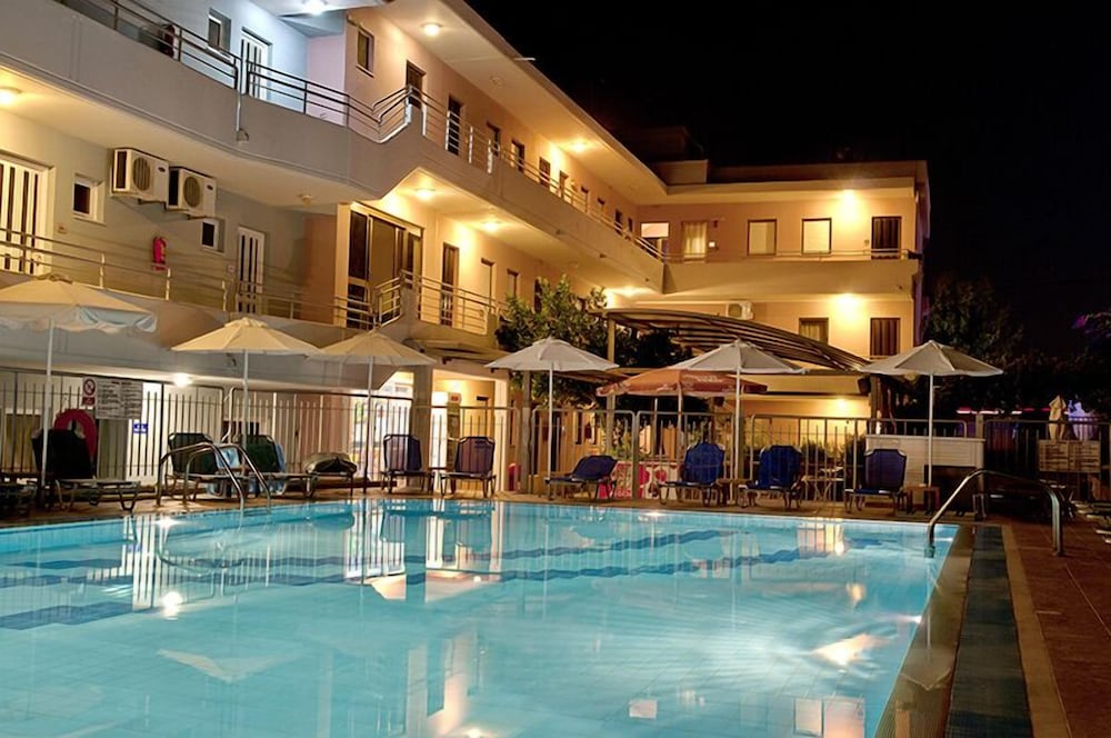 Marianna Hotel — Swimming pool in Tigaki, South Aegean