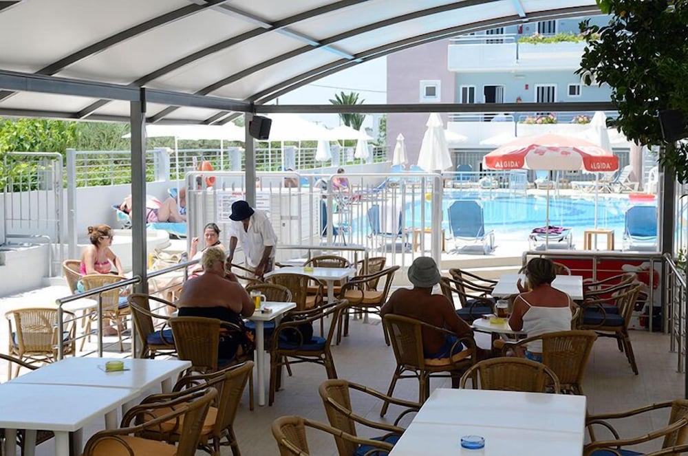 Marianna Hotel — Restaurant & bars in Tigaki, South Aegean