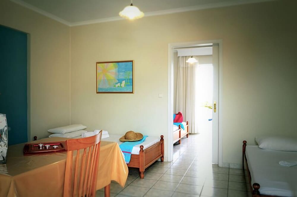 Marianna Hotel — Hotel rooms in Tigaki, South Aegean