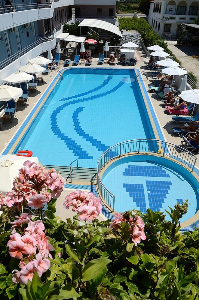 Marianna Hotel — Swimming pool in Tigaki, South Aegean