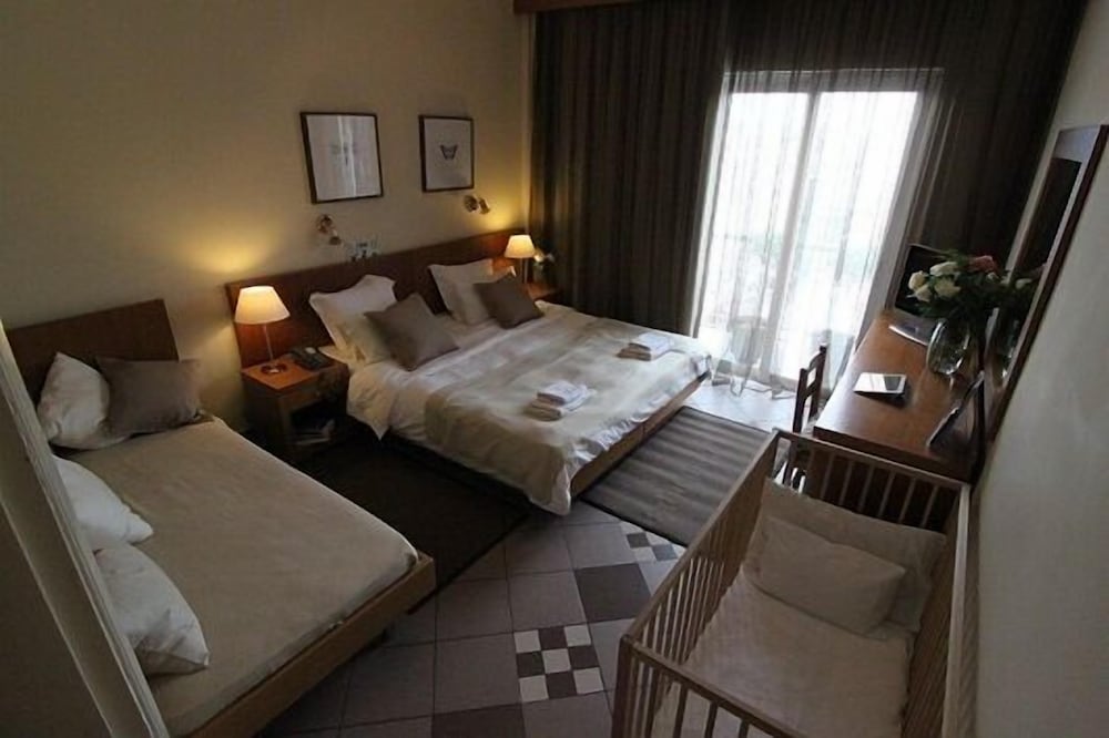 Achillion Hotel — Hotel rooms in Athens, Attica