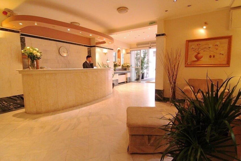Achillion Hotel — Hotel building in Athens, Attica