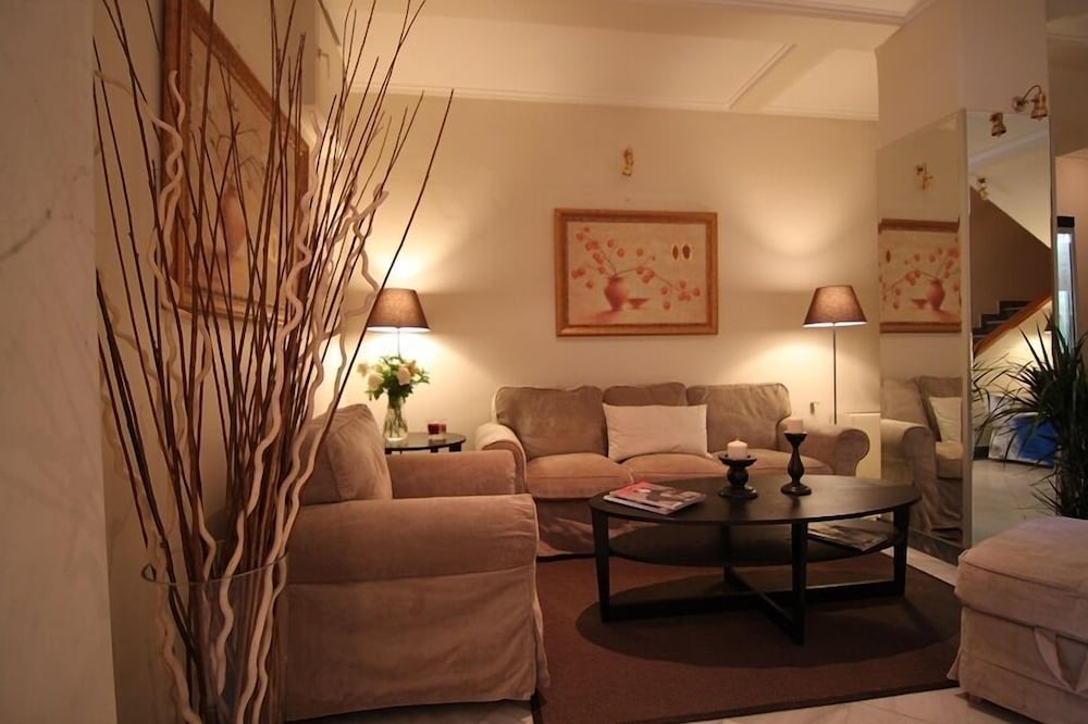 Achillion Hotel — Hotel rooms in Athens, Attica