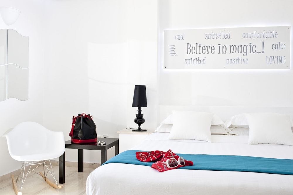 Acqua Vatos Santorini Hotel — Hotel rooms in Kamari, South Aegean