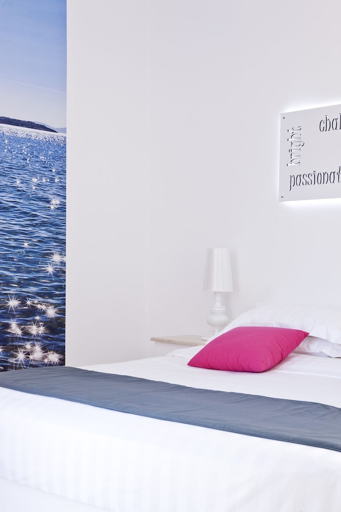 Acqua Vatos Santorini Hotel — Hotel rooms in Kamari, South Aegean