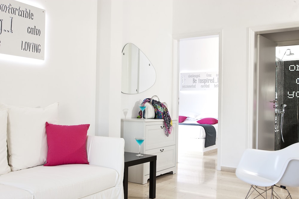 Acqua Vatos Santorini Hotel — Hotel rooms in Kamari, South Aegean