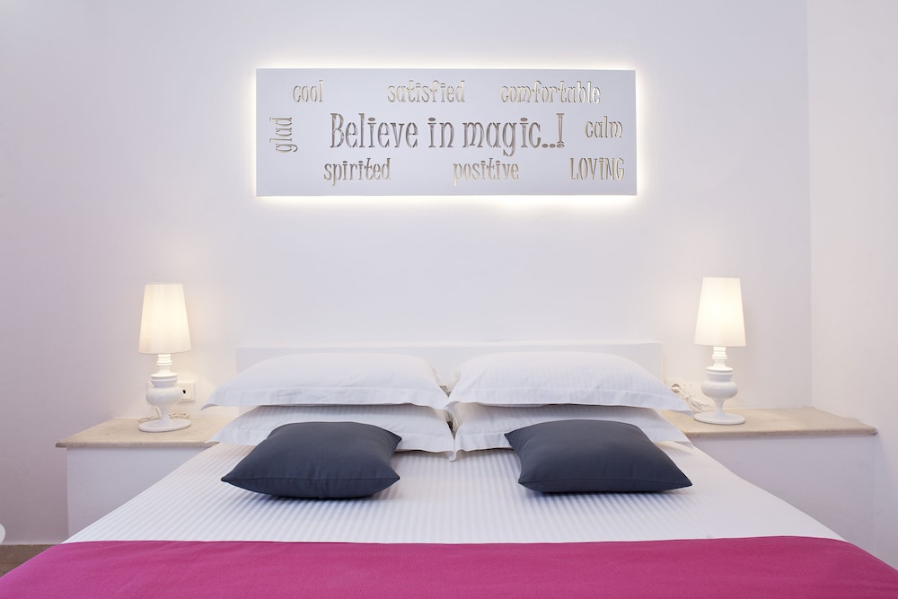 Acqua Vatos Santorini Hotel — Hotel rooms in Kamari, South Aegean