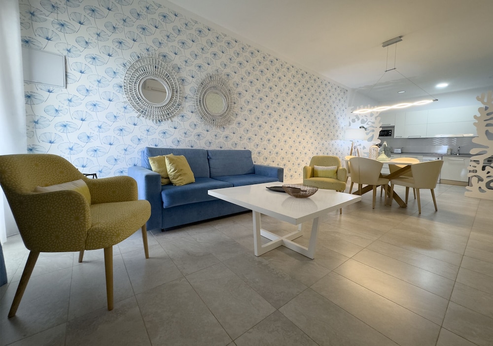 Holiday Club Jardin Amadores — Hotel rooms in Puerto Rico, Canary Islands