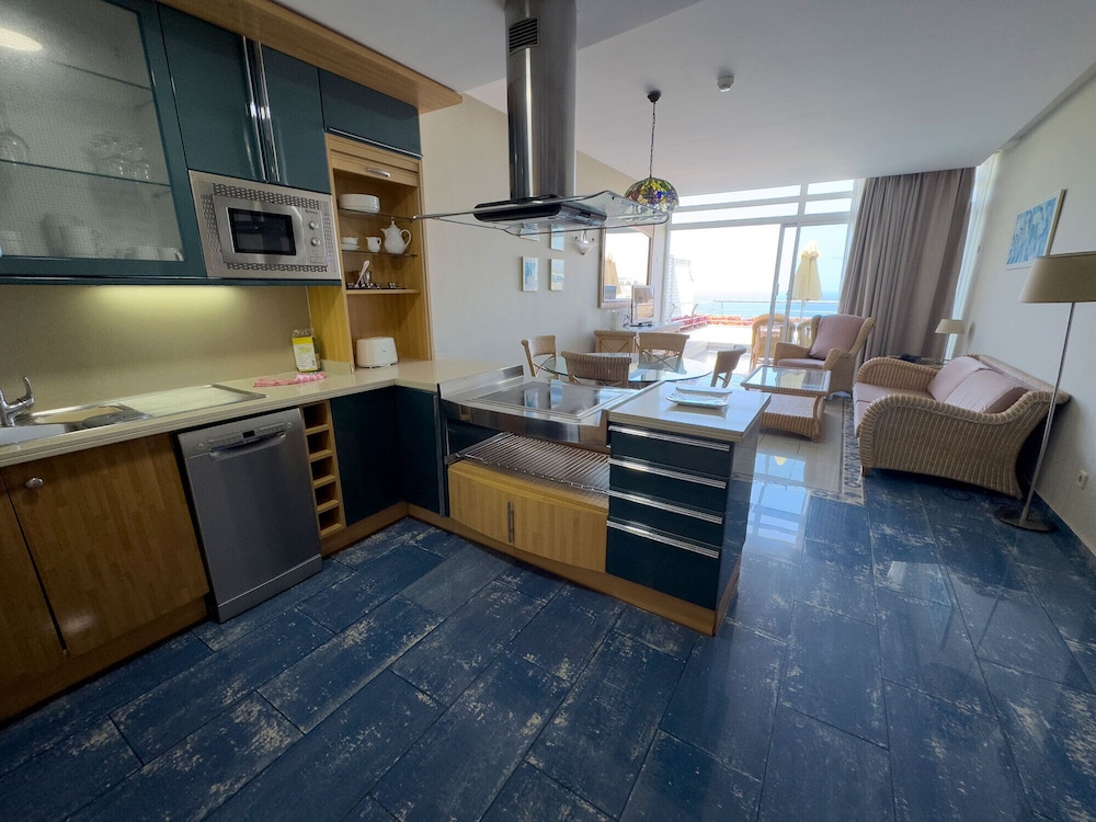 Holiday Club Jardin Amadores — Hotel rooms in Puerto Rico, Canary Islands