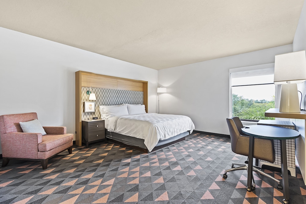 Holiday Inn St. Petersburg West by IHG — Hotel rooms in Gulfport, Florida