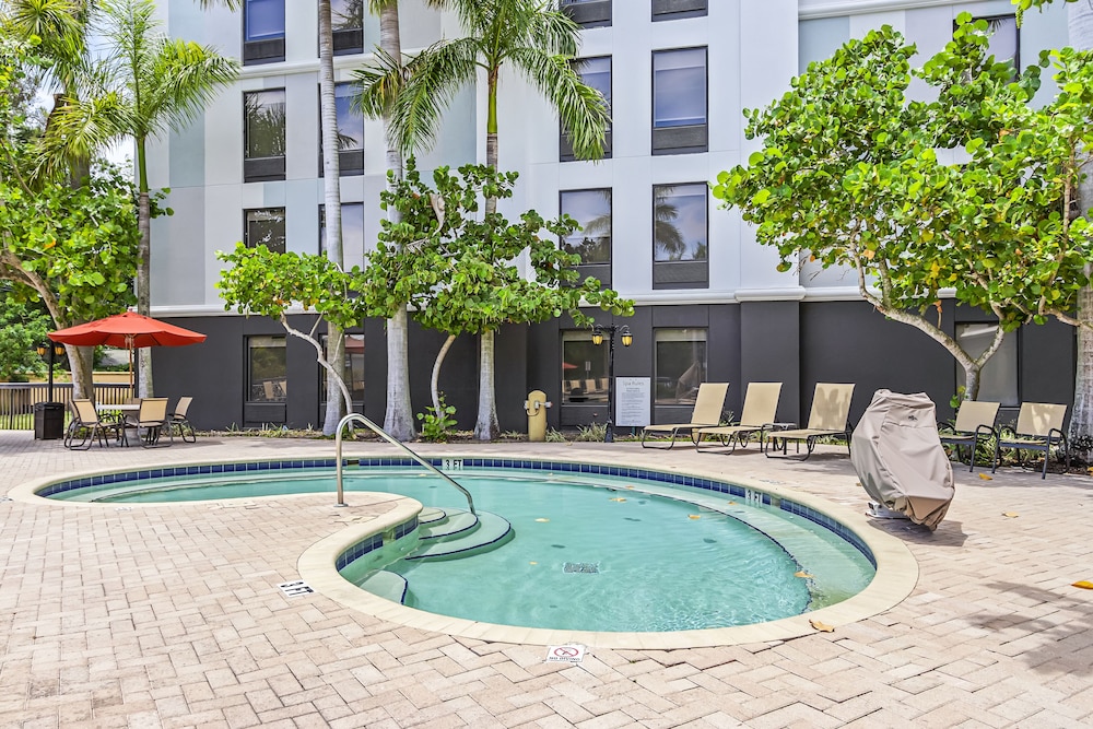 Holiday Inn St. Petersburg West by IHG — Swimming pool in Gulfport, Florida
