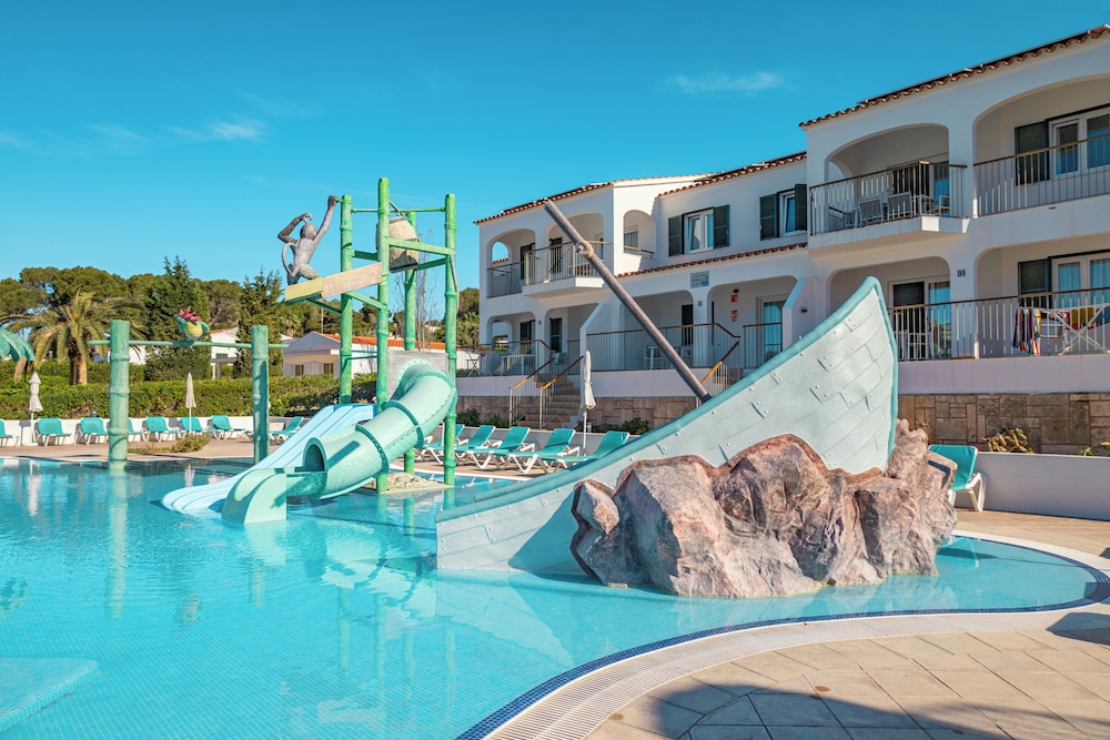 Apartamentos Seth Mestral y Llebeig — Attractions for children in Santo Tomas, Balearic Islands