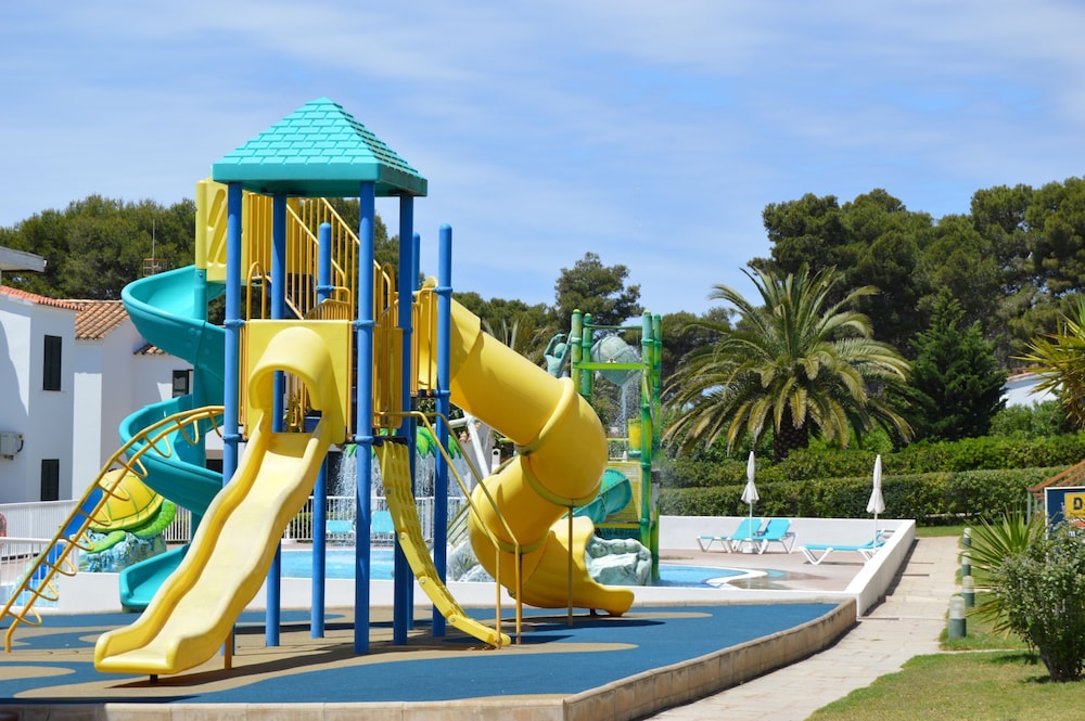 Apartamentos Seth Mestral y Llebeig — Attractions for children in Santo Tomas, Balearic Islands