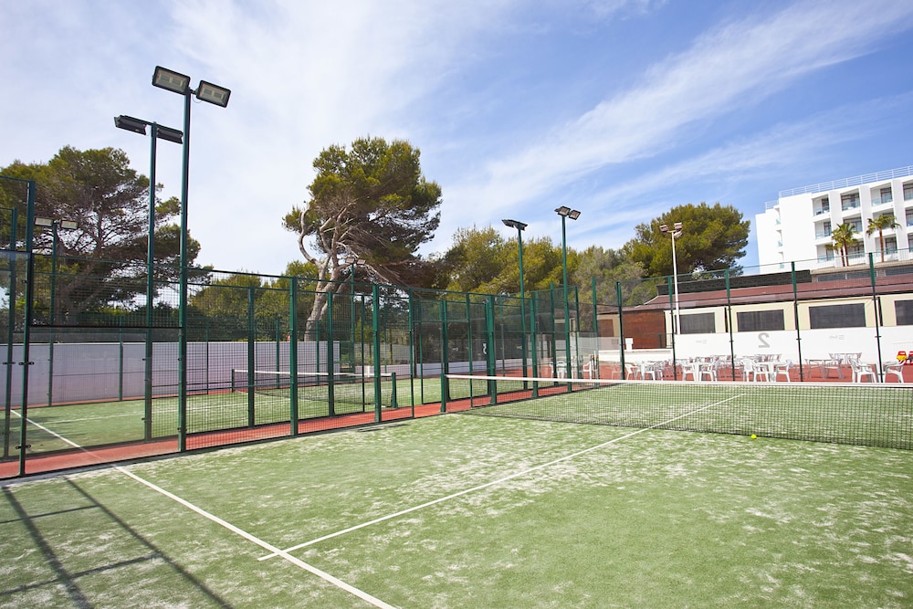 Apartamentos Seth Mestral y Llebeig — Sports & recreation in Santo Tomas, Balearic Islands