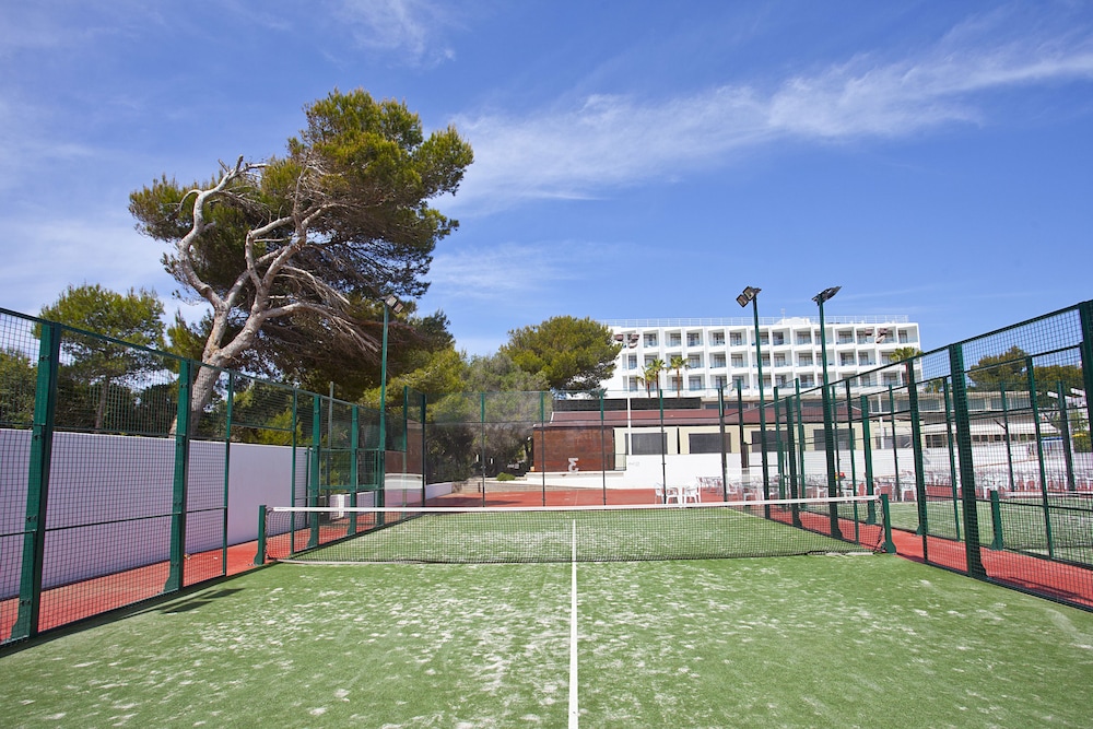 Apartamentos Seth Mestral y Llebeig — Sports & recreation in Santo Tomas, Balearic Islands