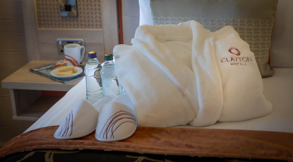 Clayton Hotel Dublin Airport — Hotel rooms in Dublin, Dublin City