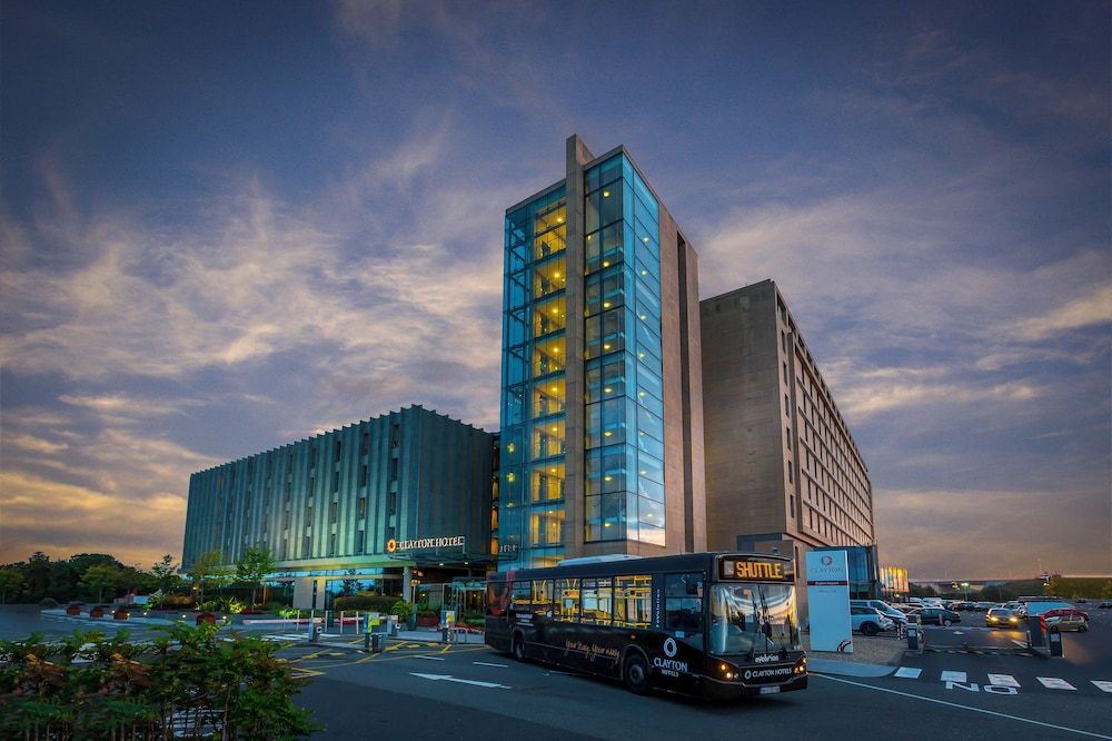 Clayton Hotel Dublin Airport - zdjęcie 2