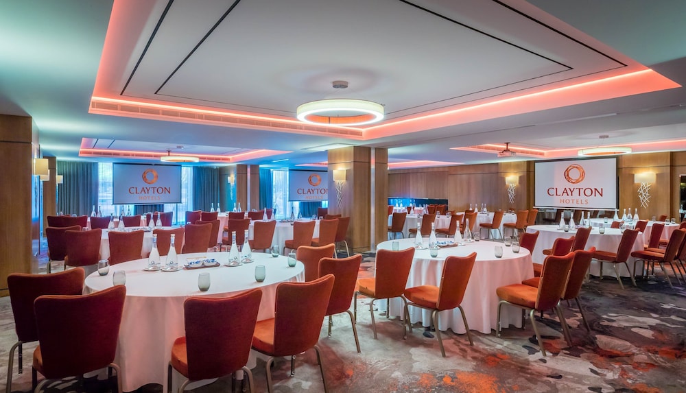 Clayton Hotel Dublin Airport — Restaurant & bars in Dublin, Dublin City