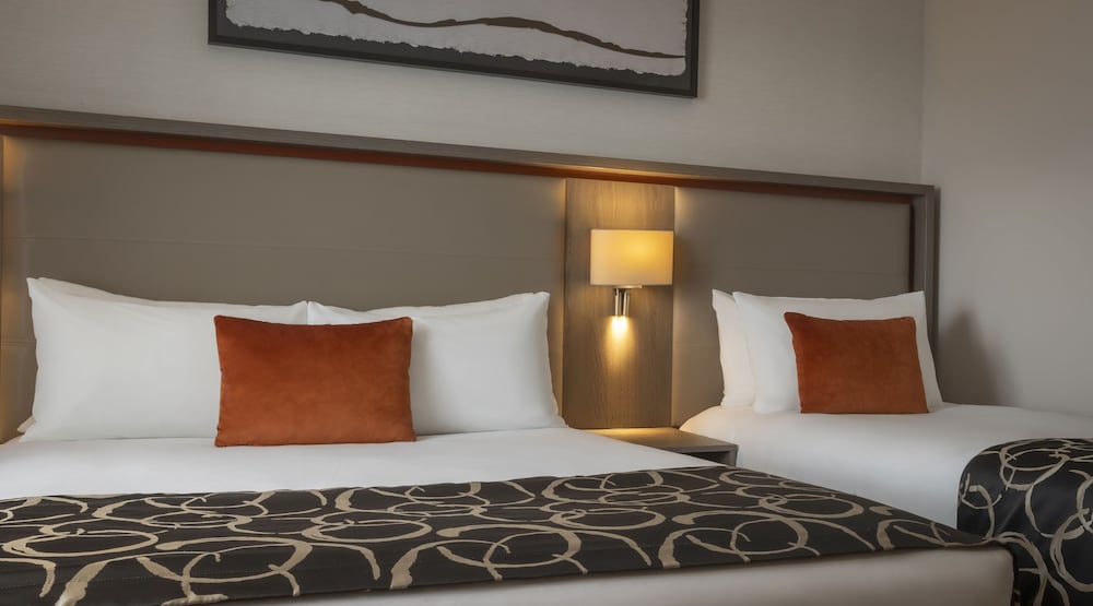 Clayton Hotel Dublin Airport — Hotel rooms in Dublin, Dublin City