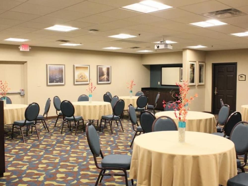 Rosen Inn International — Restaurant & bars in Orlando, Florida